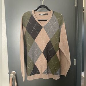 Claiborne men’s V-Neck Argyle Sweater - Black, Gray, Olive, Tan